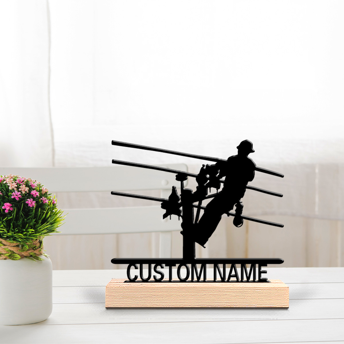 Sustainable Living Products - 1 Stück Stilvolle Personalisierte Elektriker-Metallstatue mit